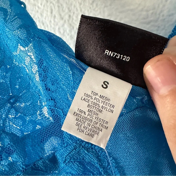 Fredericks Of Hollywood Set Intimate Lingerie Cross Back Panties Mesh Lace NWOT - Picture 11 of 13